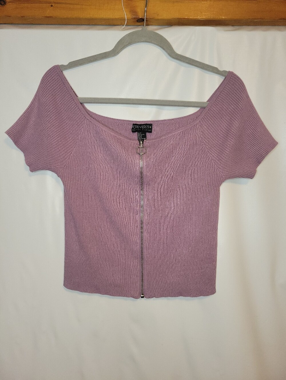 Forever 21 Dusty Mauve Ribbed Off-Shoulder Zip Crop Top